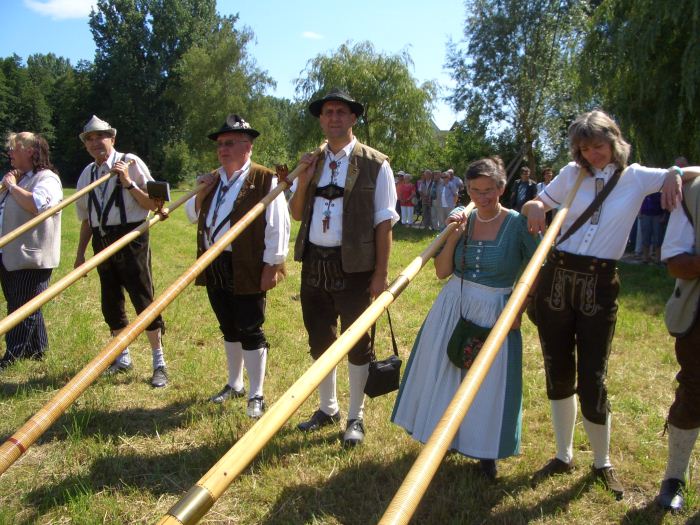 Description: V:\webalphorn\galerie\35BW_blaesertreffen_beuron-aach_20110703\bigimg_CIMG4825.JPG
